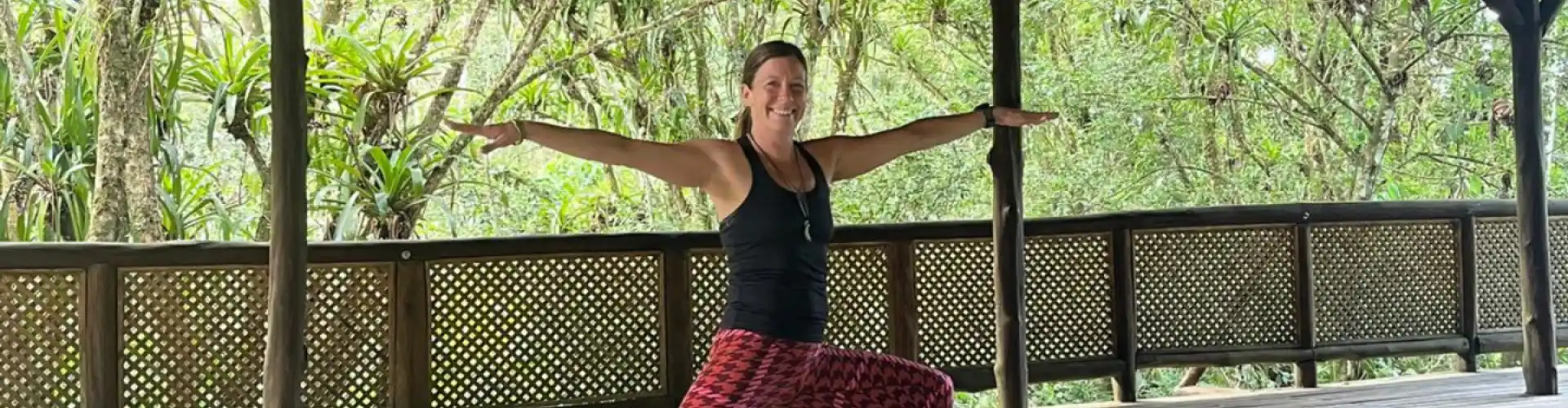 Online Yoga Class: Hatha Practice sa Jungle